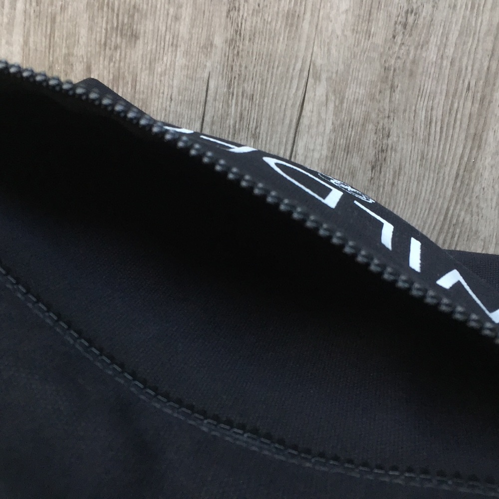 WILDFOX Bel Air Black Bikini Bag - Picture 8 of 8
